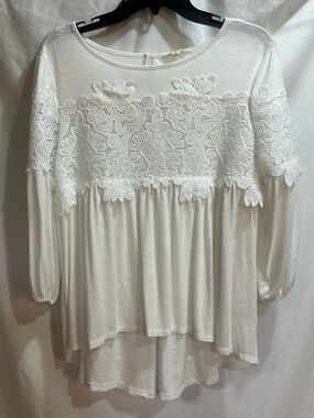Adiva White  Lace Yoke Top.
Great for renaissance or Boho styles.